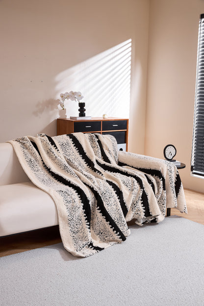 Magic Sofa Blanket - the fading of winter