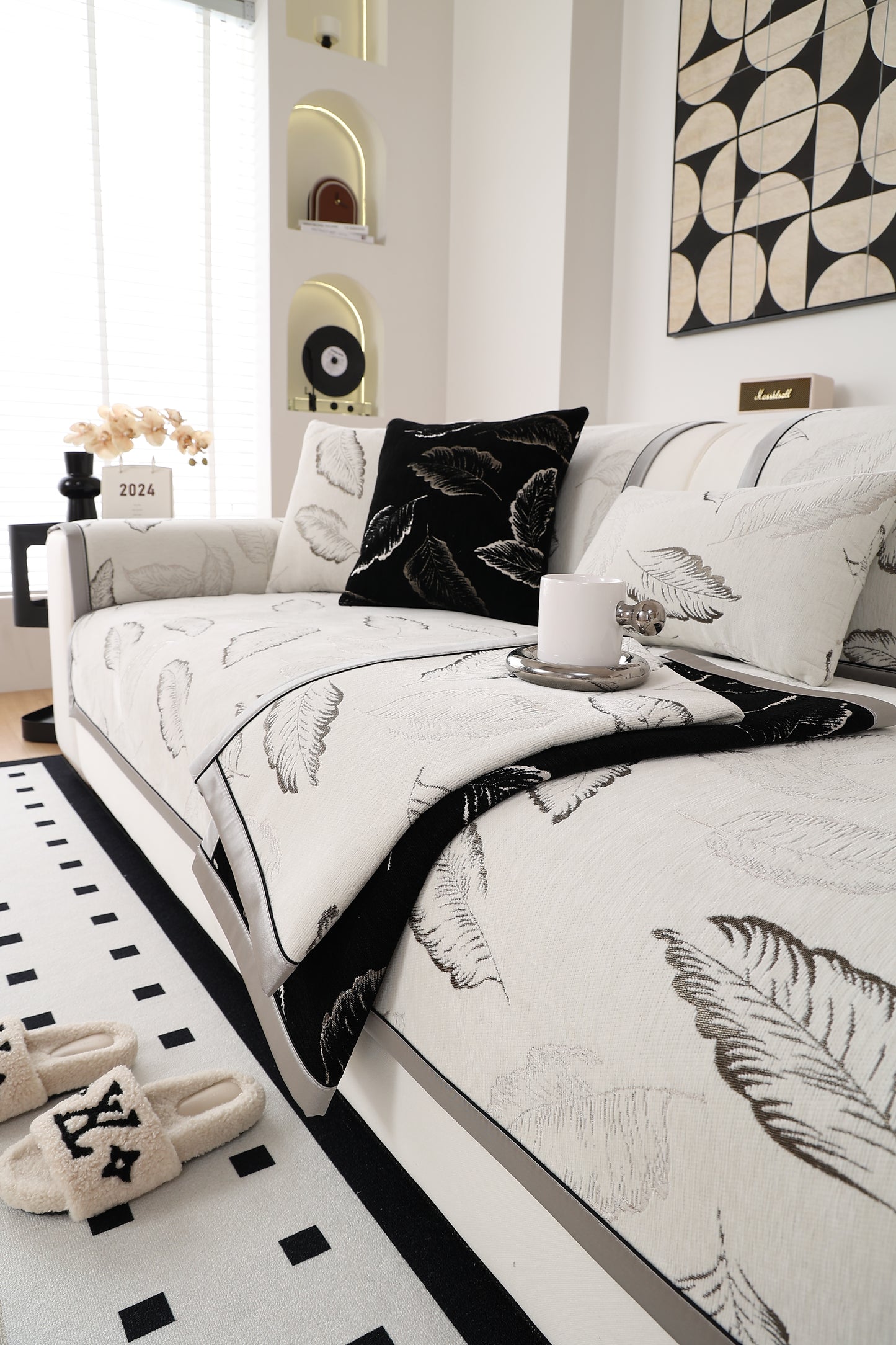 Solid-Color Fluffy Thickened Couch Cover for Sofa Decor Qian ye