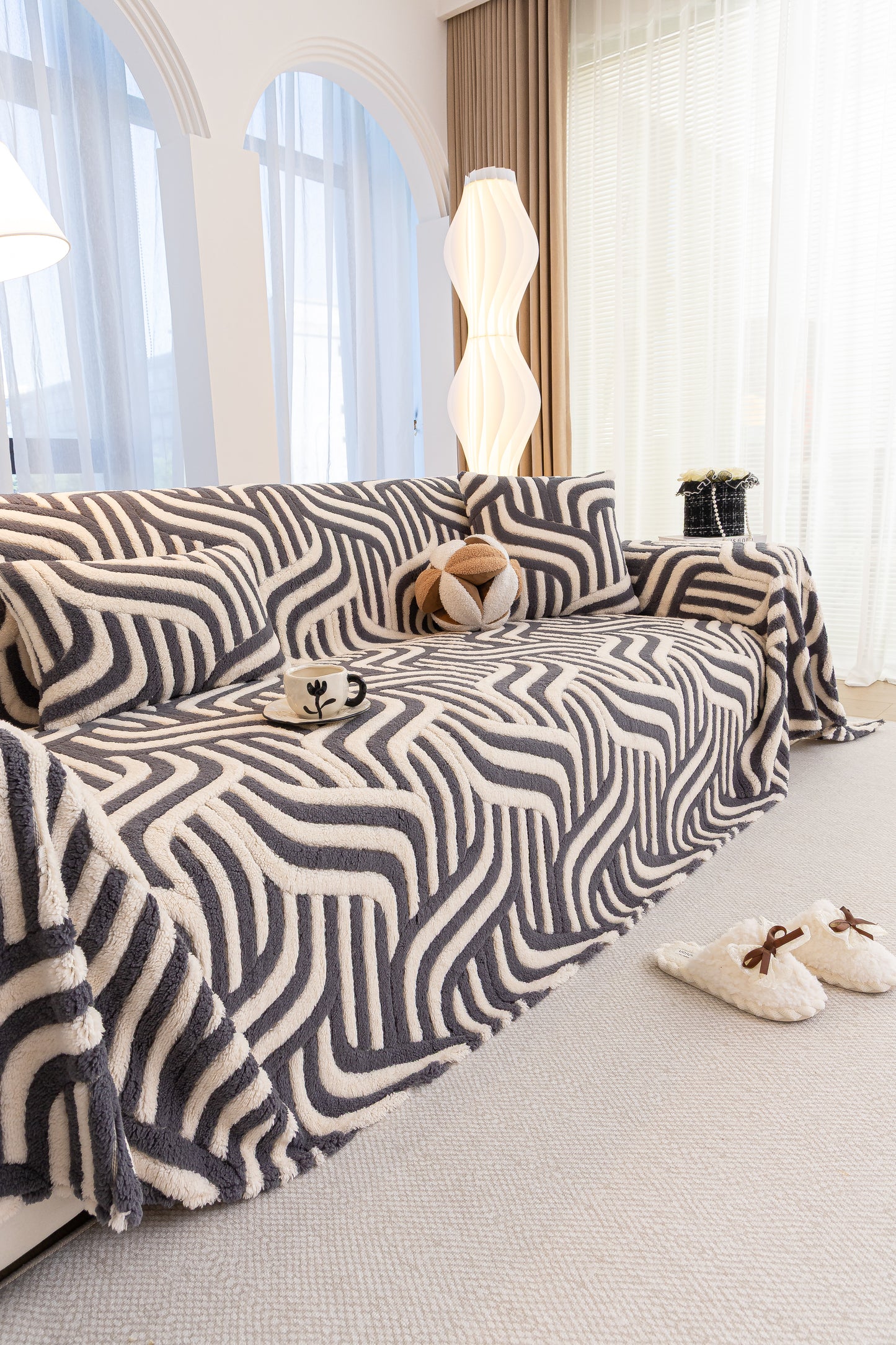 Magic Sofa Blanket -double ponytails